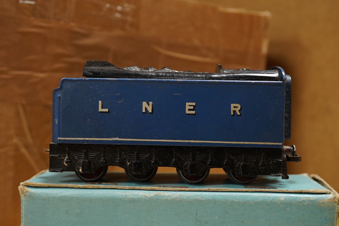 A collection of Hornby Dublo railway for 3-rail running, including three boxed locomotives; an LNER class A4 4-6-2 tender locomotive, Sir Nigel Gresley 7 (EDL1), a BR Duchess of Montrose 46232 (EDL12), and a BR class N2